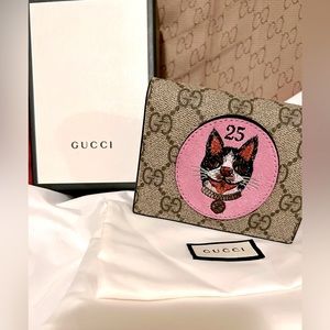 Gucci- Supreme Card Case Wallet with Bosco